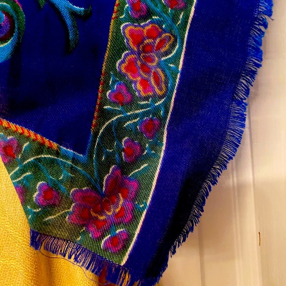 Blue floral pashmina fabric square scarf. 30” sq. - Picture 3 of 5